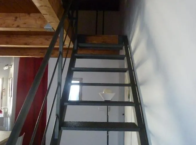 Appartement à 2 Chambres à Coucher